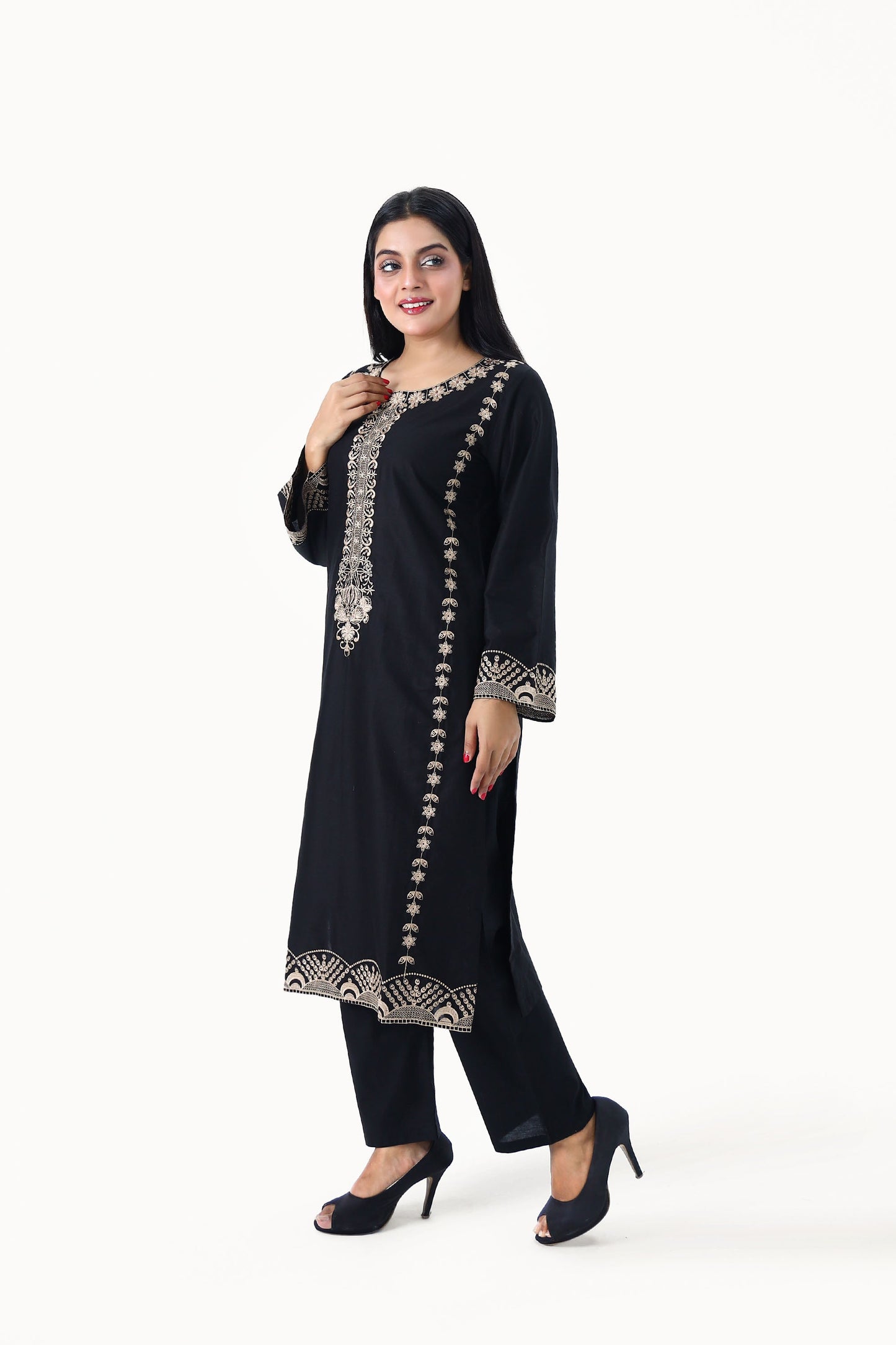 Baaghi Emb 3pc detail