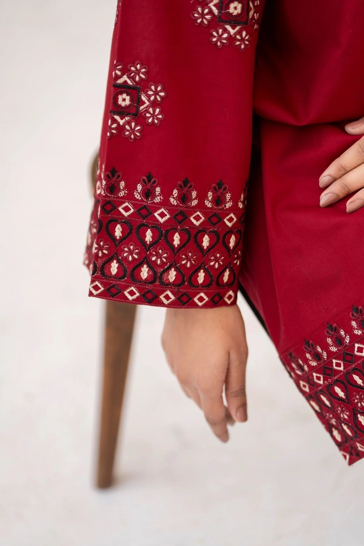 Anar Emb 2pc