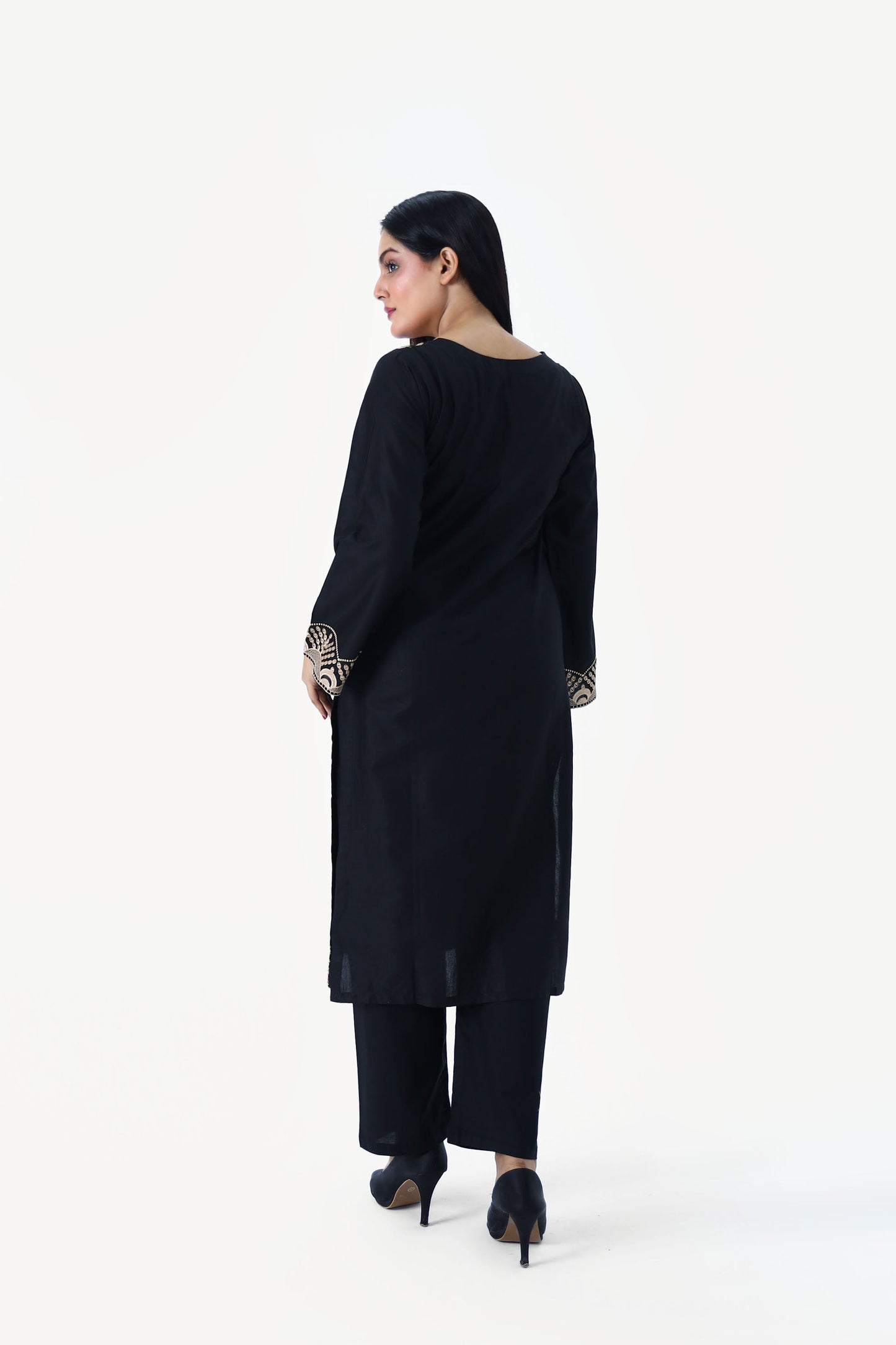 Baaghi Emb 3pc detail