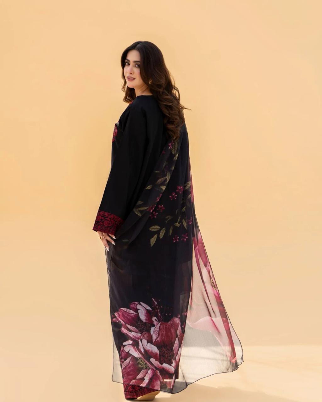 Zaroon Emb 3pc detail