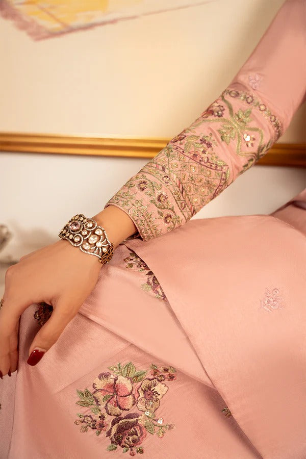 Zarqaa Emb 3pc detail