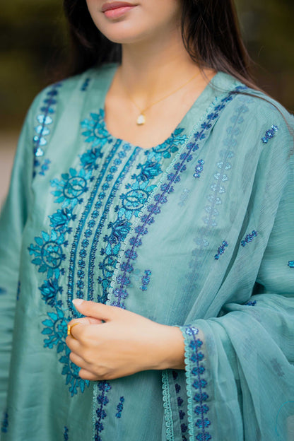 Zeenat Emb 3pc