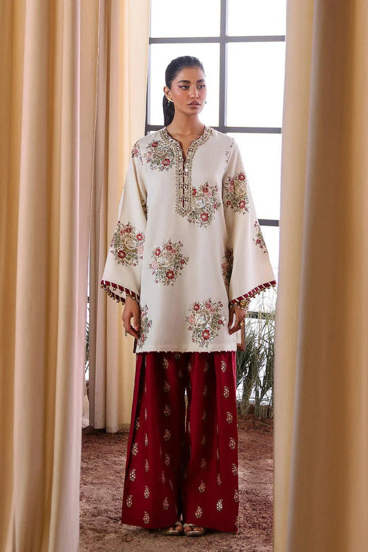 Saleeka Emb 2pc front