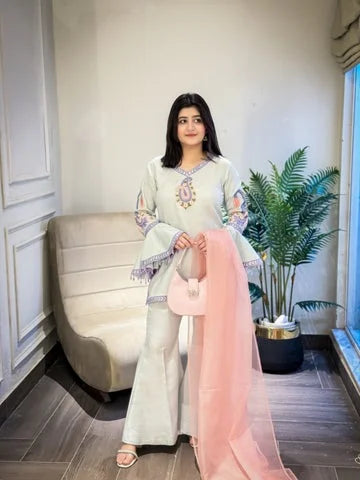 Zoya Emb 3pc