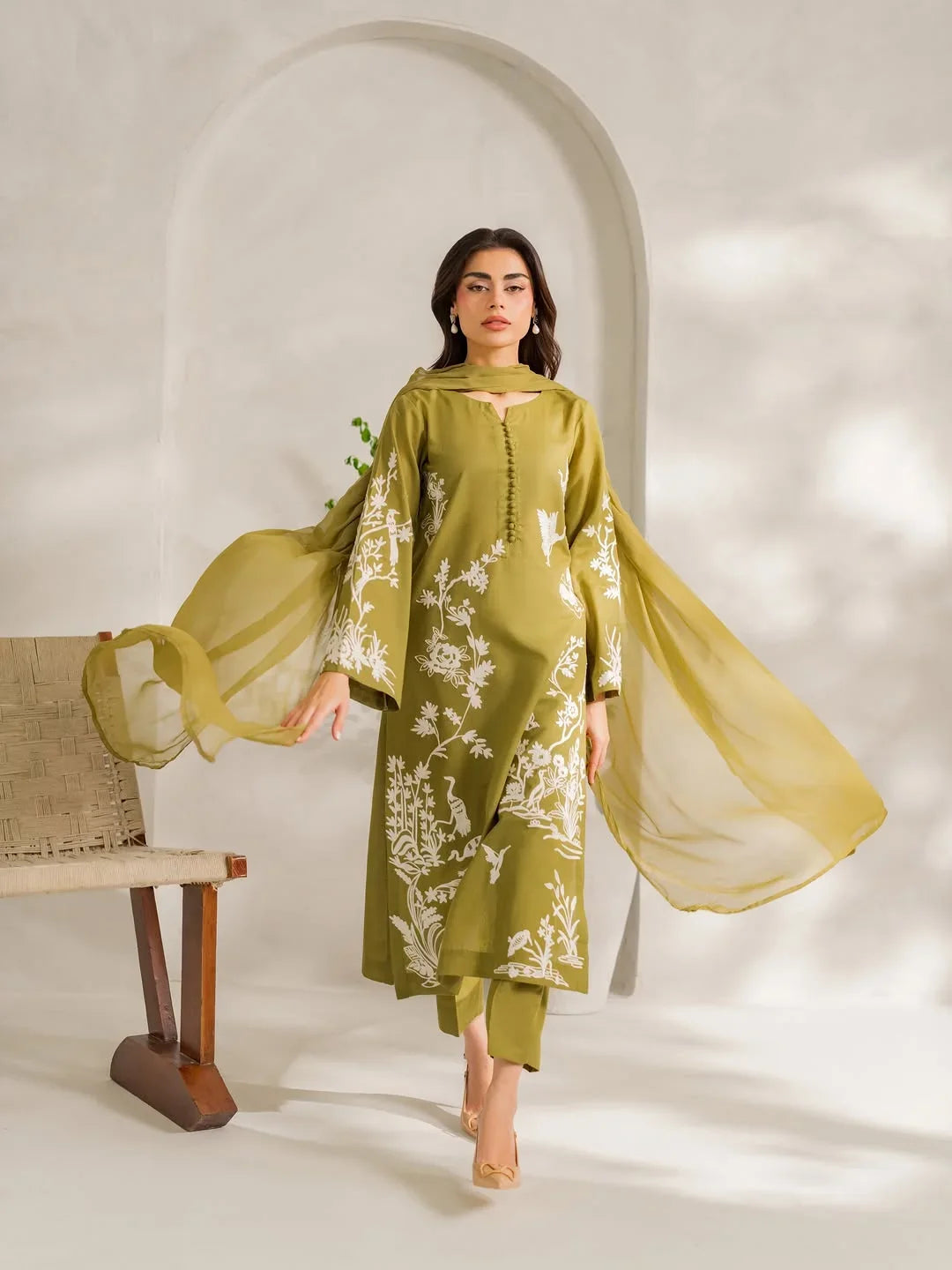 Ishq Emb 3pc