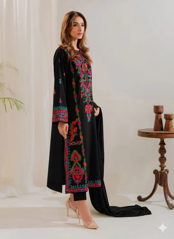 Riwaaj Emb Black 3pc detail
