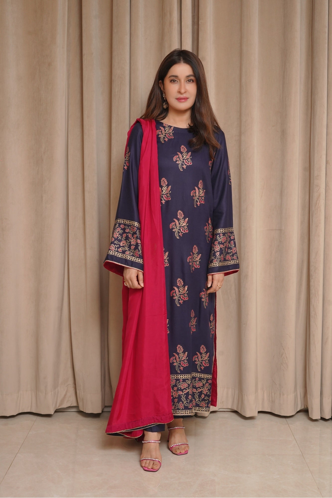 Nafees Printed 3pc front
