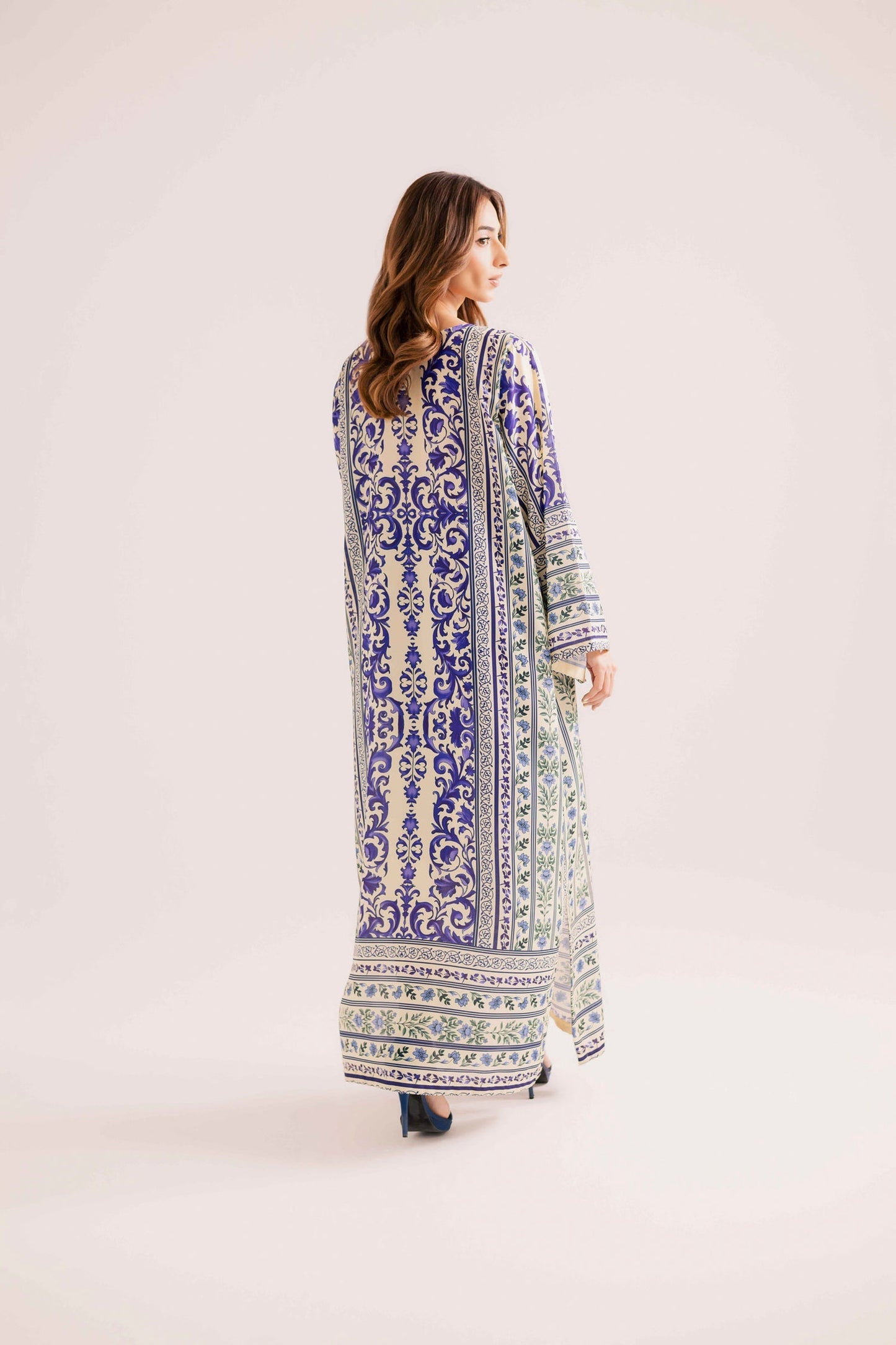 Yumna Printed 2pc detail