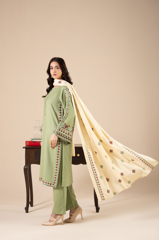 Hoorain Emb 3pc detail