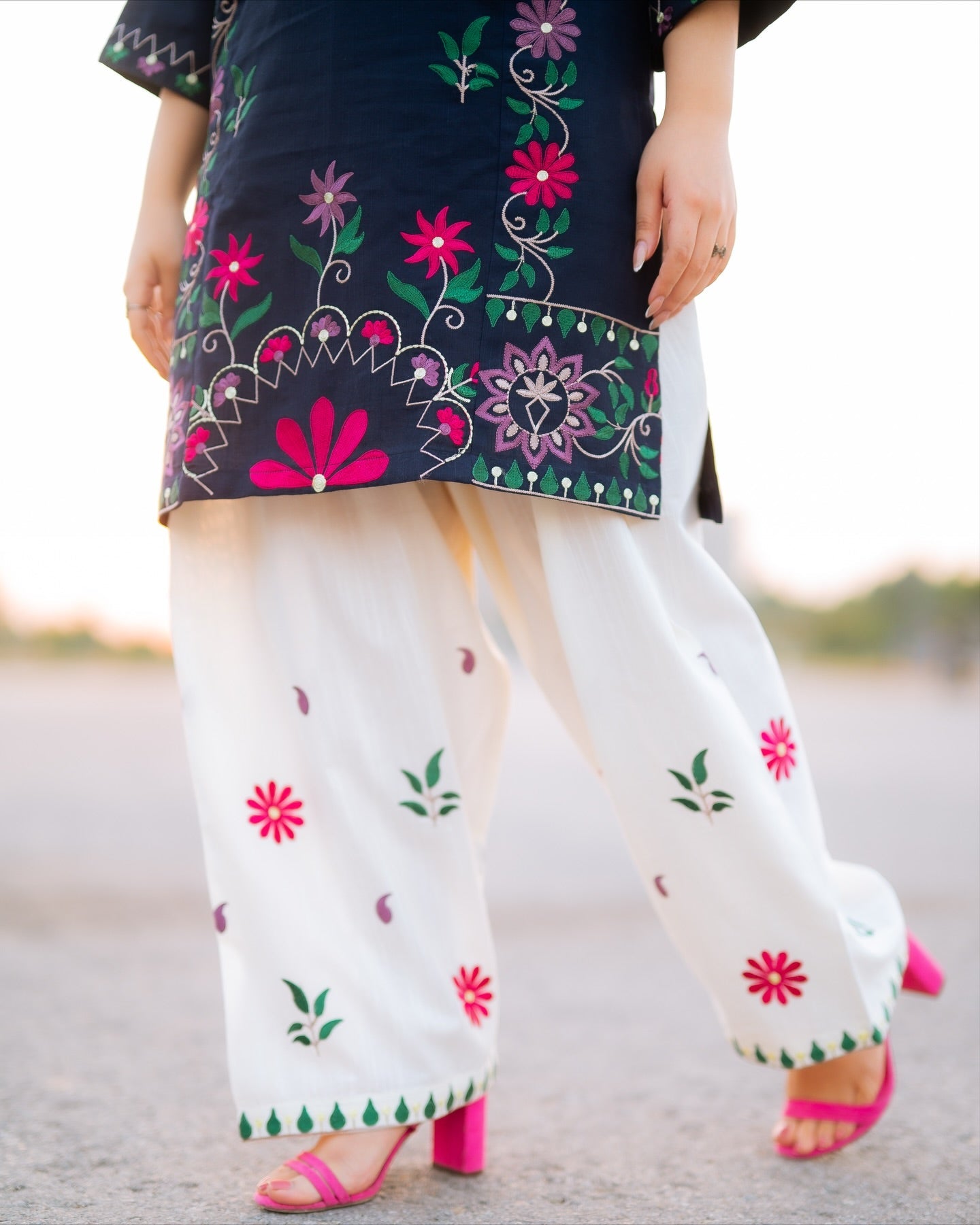 Ruposh Emb 2pc detail
